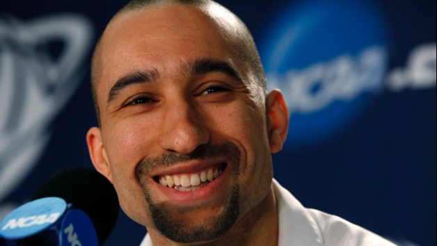 Shaka Smart agrees to extension at VCU, not coming to Minnesota.