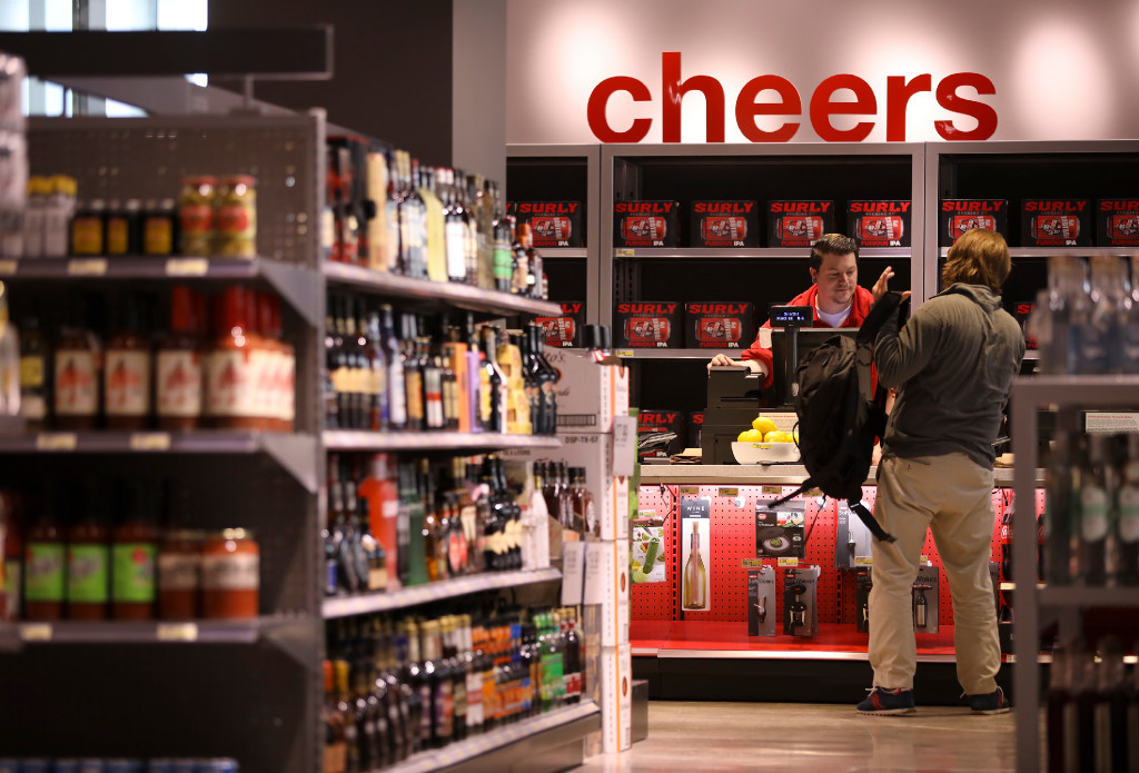 Target Adding Liquor Stores In Chanhassen Woodbury Blaine And Maple Grove Star Tribune