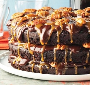 chocolate turtle cake
